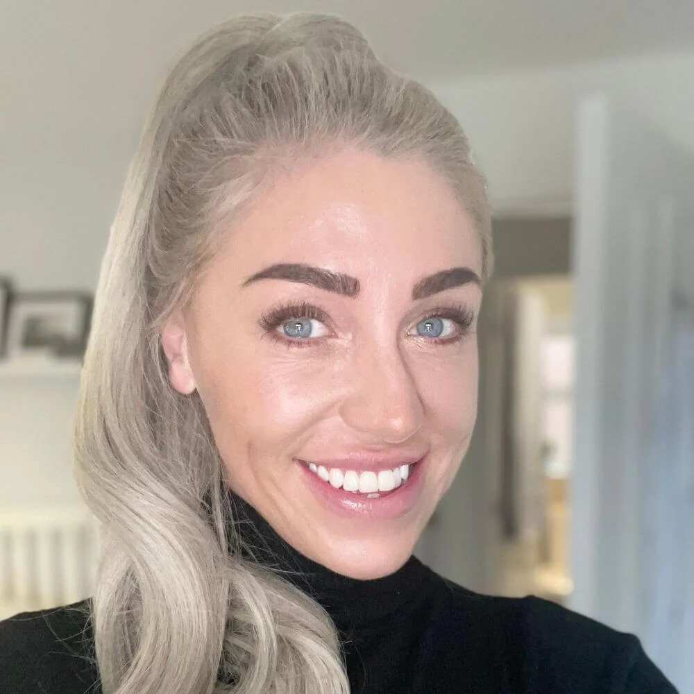 Stranded Bounce Wrap Ponytail - Colour #112 Ash Moon - Image 3