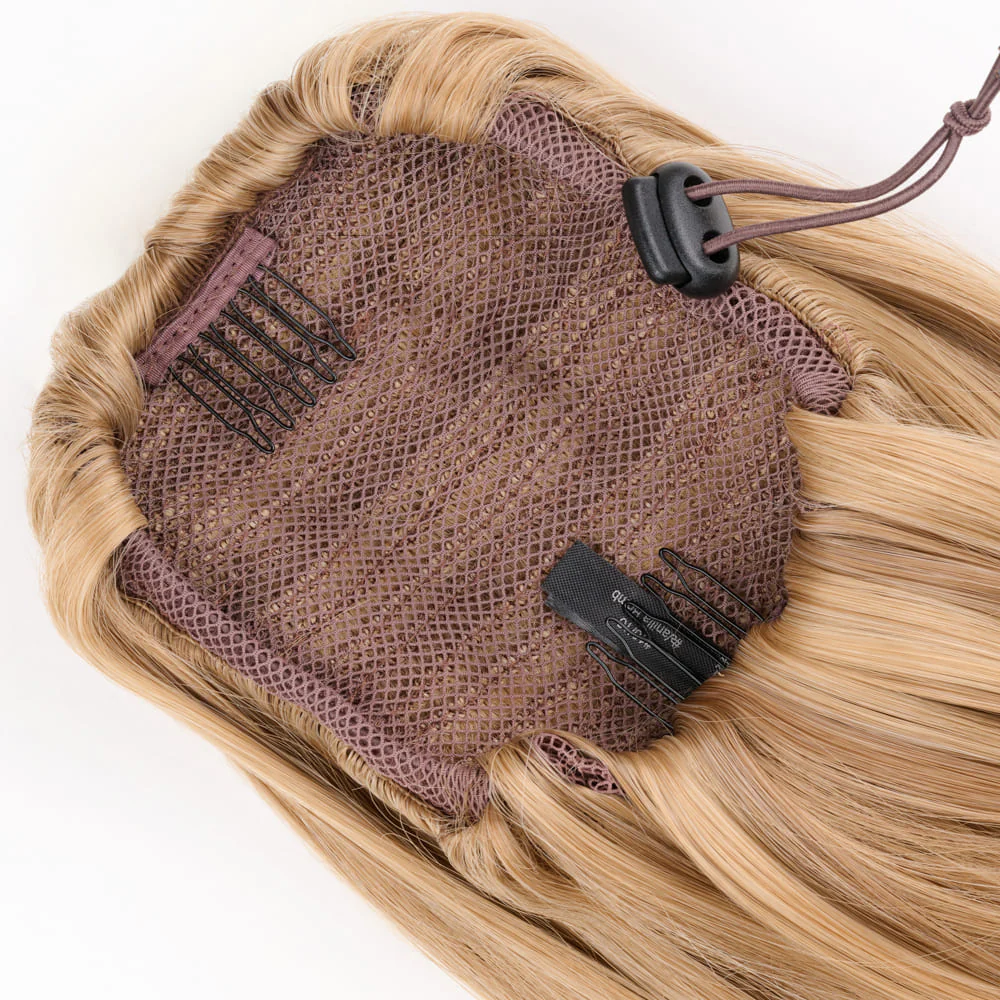 Stranded Medium Flicky Clip-on Ponytail - Colour #10/16 Vanilla Bomb - Image 3